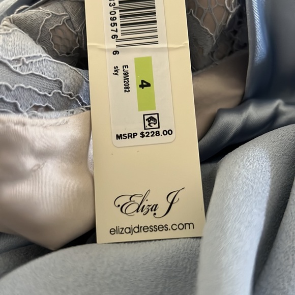 NWT ELIZA J Halter Top A Line Dress wedding cruise prom party - Picture 4 of 5